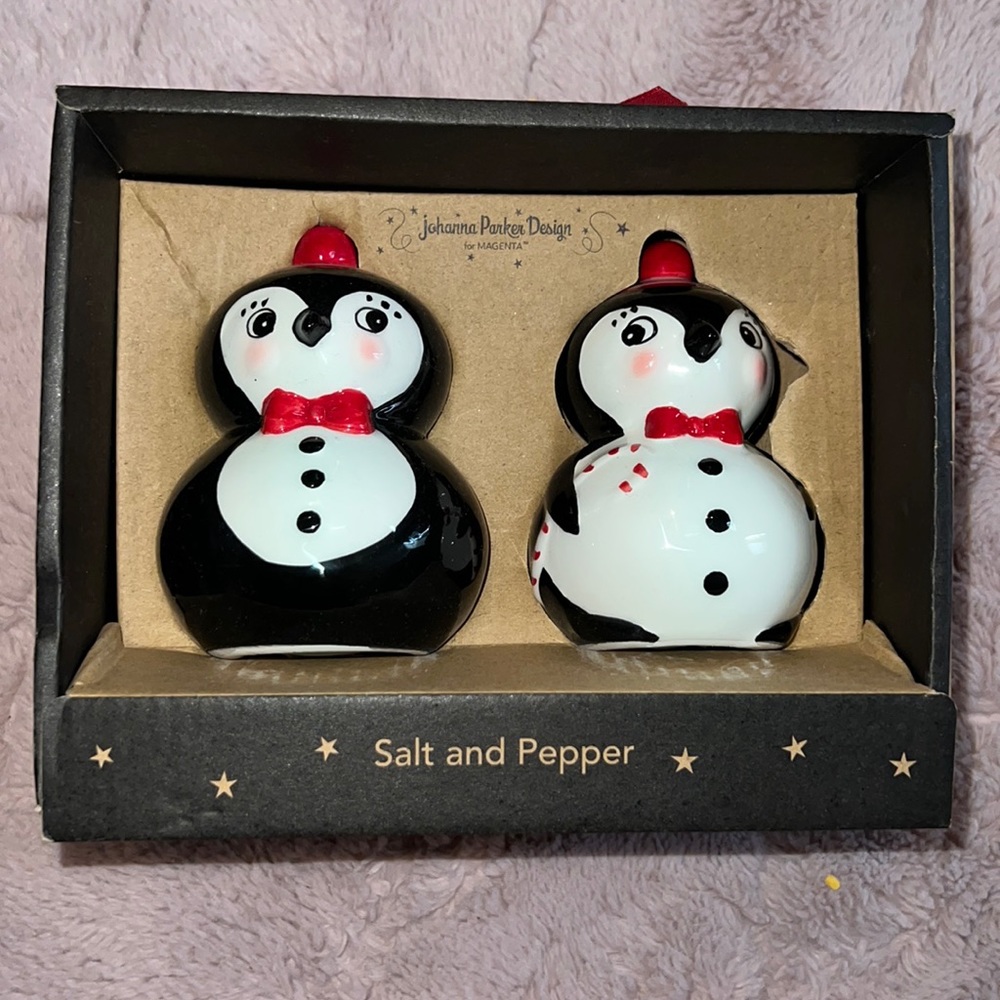 Johanna Parker salt and pepper
